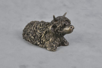 Frith bronz resin Bull Calf