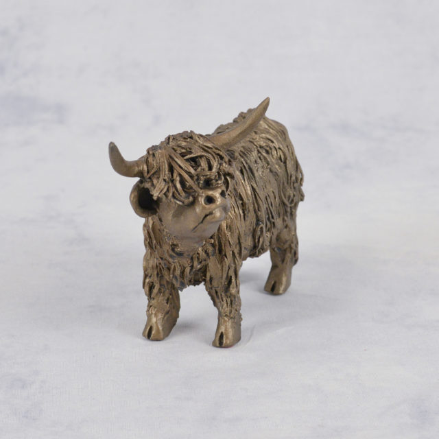 Junior Highland Cow (VB076) by Frith Sculpture