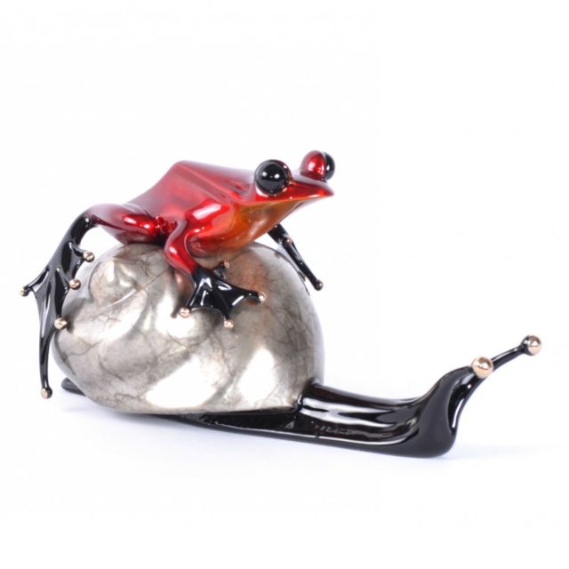 Es Cargo - Artist Proof (Solid Bronze Frog Sculpture) by Tim Cotterill Frogman Torquay Devon