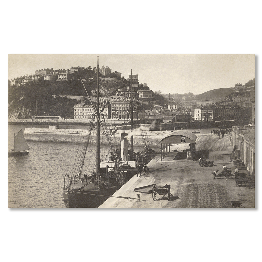 VT0002-outer-harbour-vintage-photographs-circa-1800