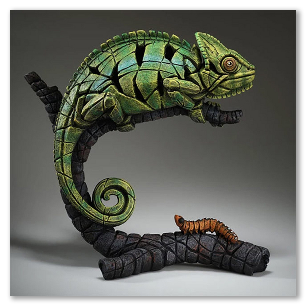 chameleon-green-edge-sculpture-matt-buckley