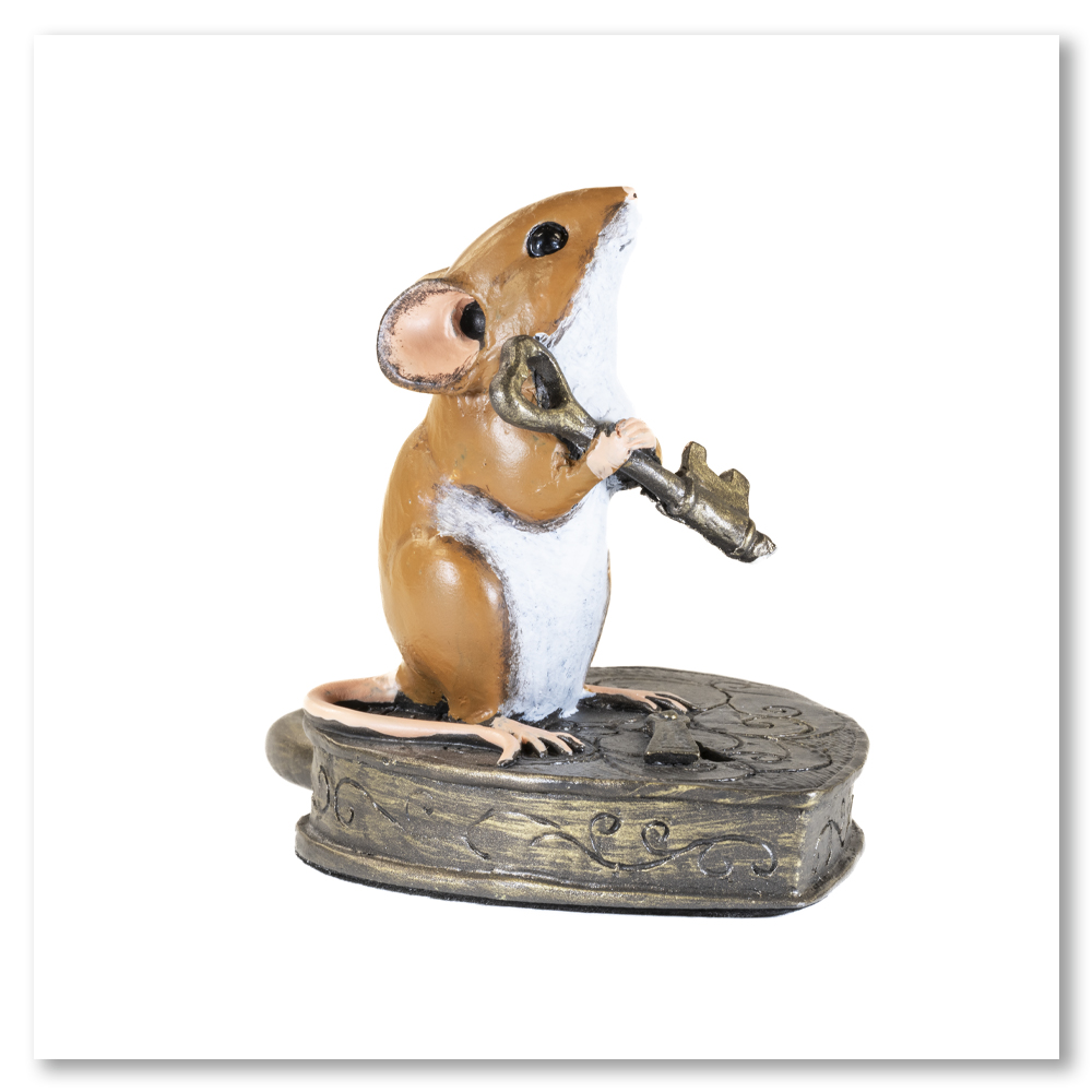 mouse-on-padloch-richard-cooper-studio-mice