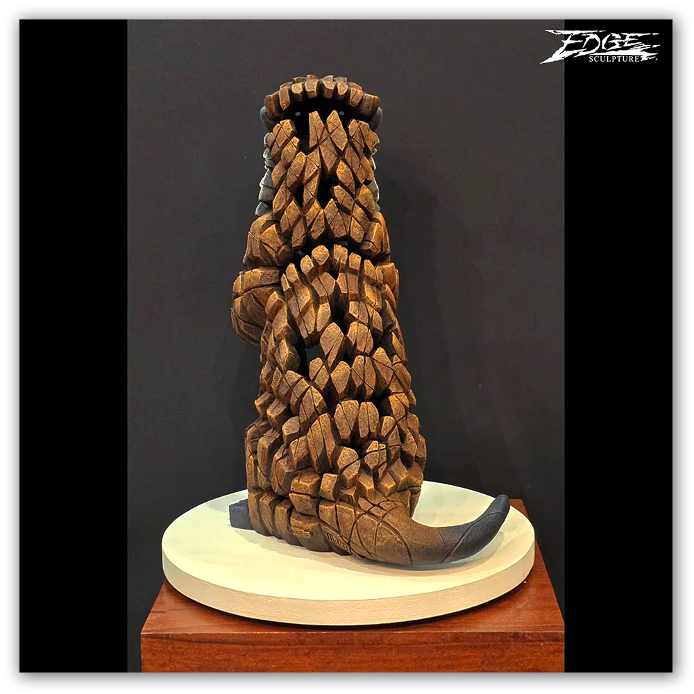 Pebbles the Otter rear view Edge Sculpture ED51 Matt Buckley Haddon Galleries